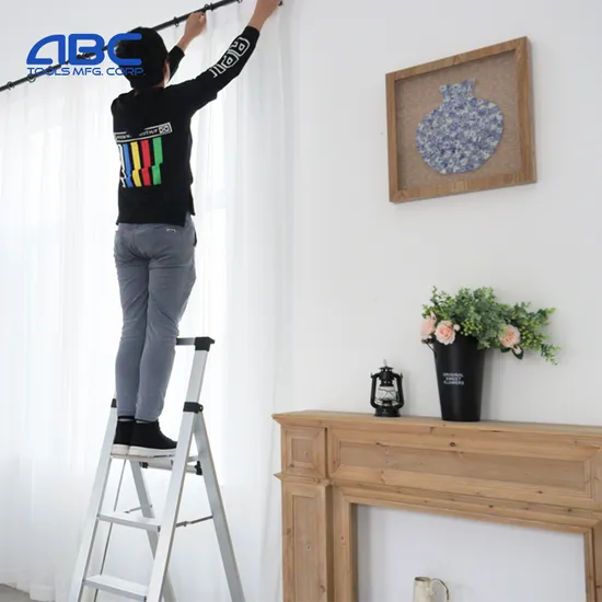 2023 New Design Steel Metal Folding Portable Household Three Step Ladder Stools 